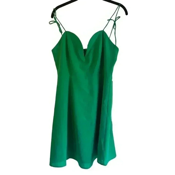 Elegant Green Spaghetti Strap Mini Dress Cocktail Party Sweetheart Neckline B26‎ - Picture 1 of 5